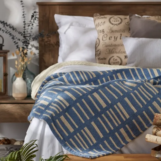 And White Urban Throw-Kirkland's Home Hot