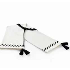 Anna Black And White Diamond Throw-Kirkland's Home Flash Sale