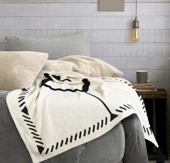 Anna Black And White Diamond Throw-Kirkland's Home Flash Sale