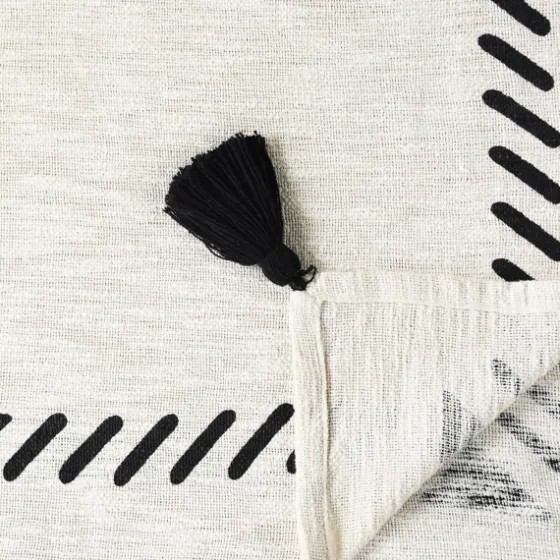 Anna Black And White Diamond Throw-Kirkland's Home Flash Sale