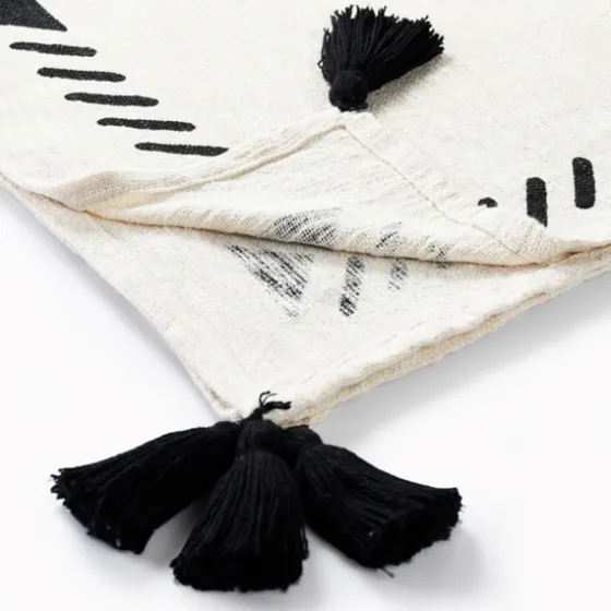 Anna Black And White Diamond Throw-Kirkland's Home Flash Sale