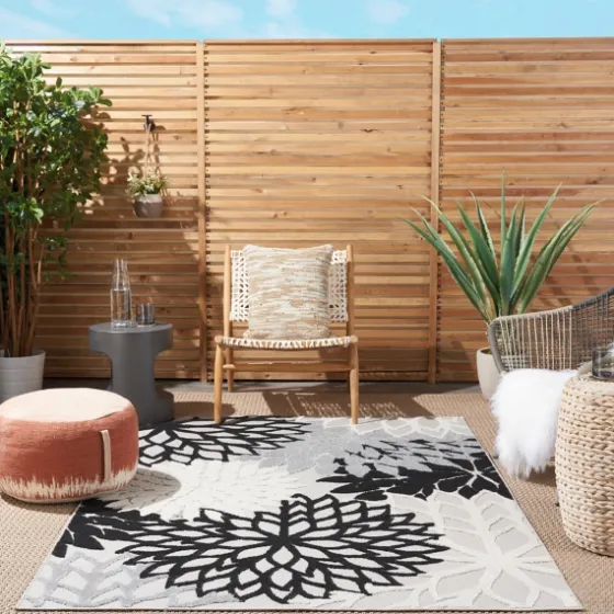Black And White Floral Outdoor Area Rug, 5X7-Kirkland's Home Best