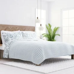 Blue Jacobean Reversible 3-Pc. Queen Quilt Set-Kirkland's Home New