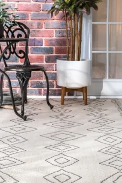 Cream Serna Tribal Outdoor Area Rug, 5X7-Kirkland's Home Fashion