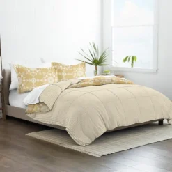 Daisy Medallion Queen 3-Pc. Comforter Set-Kirkland's Home Shop