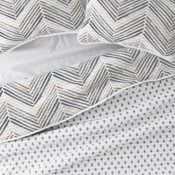 Gray Chevron Reversible 2-Pc. Twin Quilt Set-Kirkland's Home Flash Sale