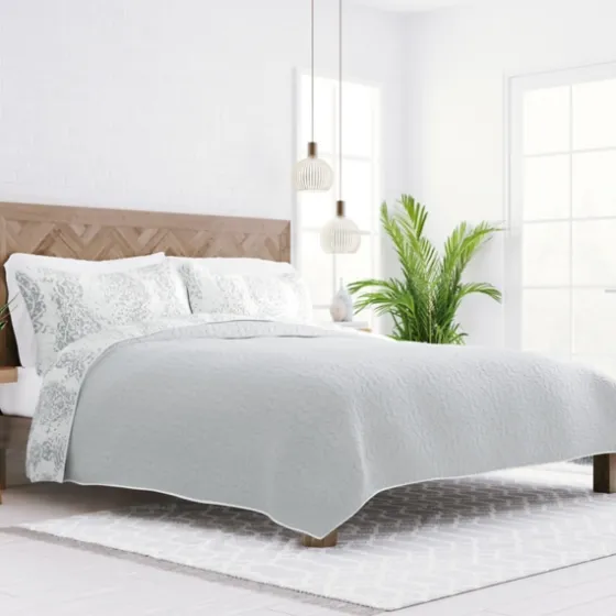 Gray Damask Reversible 3-Pc. King Quilt Set-Kirkland's Home Shop