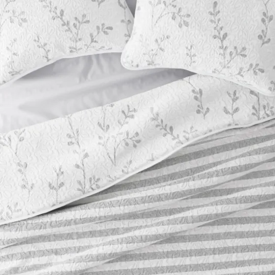 Gray Vines Reversible 2-Pc. Twin Quilt Set-Kirkland's Home Clearance
