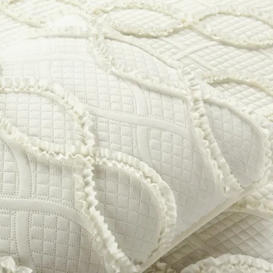 Ivory Trellis Ruffles 3-Pc. King Quilt Set-Kirkland's Home Clearance