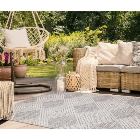 Luxe Diamond Outdoor Area Rug, 7X10-Kirkland's Home Online