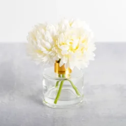 Mum Arrangement In Glass Vase-Kirkland's Home Clearance