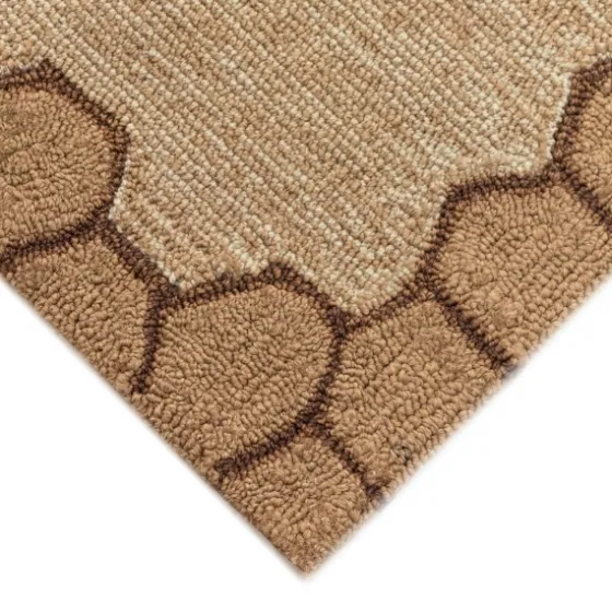 Natural Honeycomb & Bees Outdoor Accent Rug-Kirkland's Home Clearance
