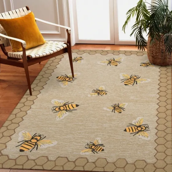 Natural Honeycomb & Bees Outdoor Accent Rug-Kirkland's Home Clearance