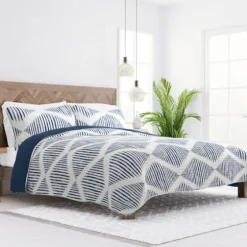 Navy Diamond Line Reversible 2-Pc. Twin Quilt Set-Kirkland's Home Shop