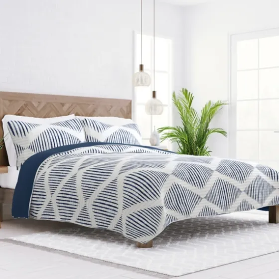 Navy Diamond Line Reversible 2-Pc. Twin Quilt Set-Kirkland's Home Shop