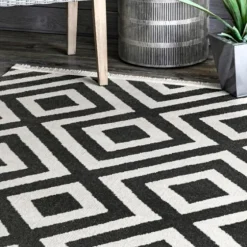 Rain Diamond Fringe Indoor/Outdoor Area Rug, 5X8-Kirkland's Home Best Sale