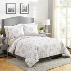 White And Gray Pattern 3-Pc. King Quilt Set-Kirkland's Home Outlet